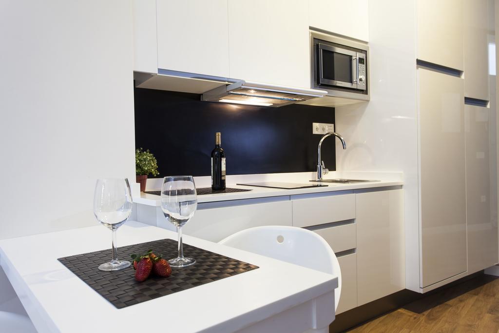 Picasso Suites Малага Номер фото